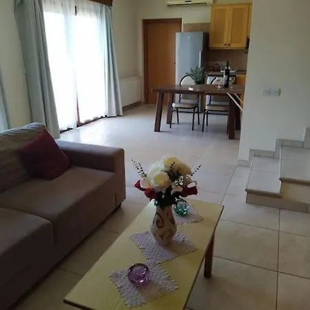 Penthouse In Nicosia Apartment *
